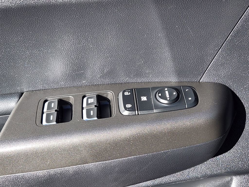 Used 2017 Kia Sportage LX image 22