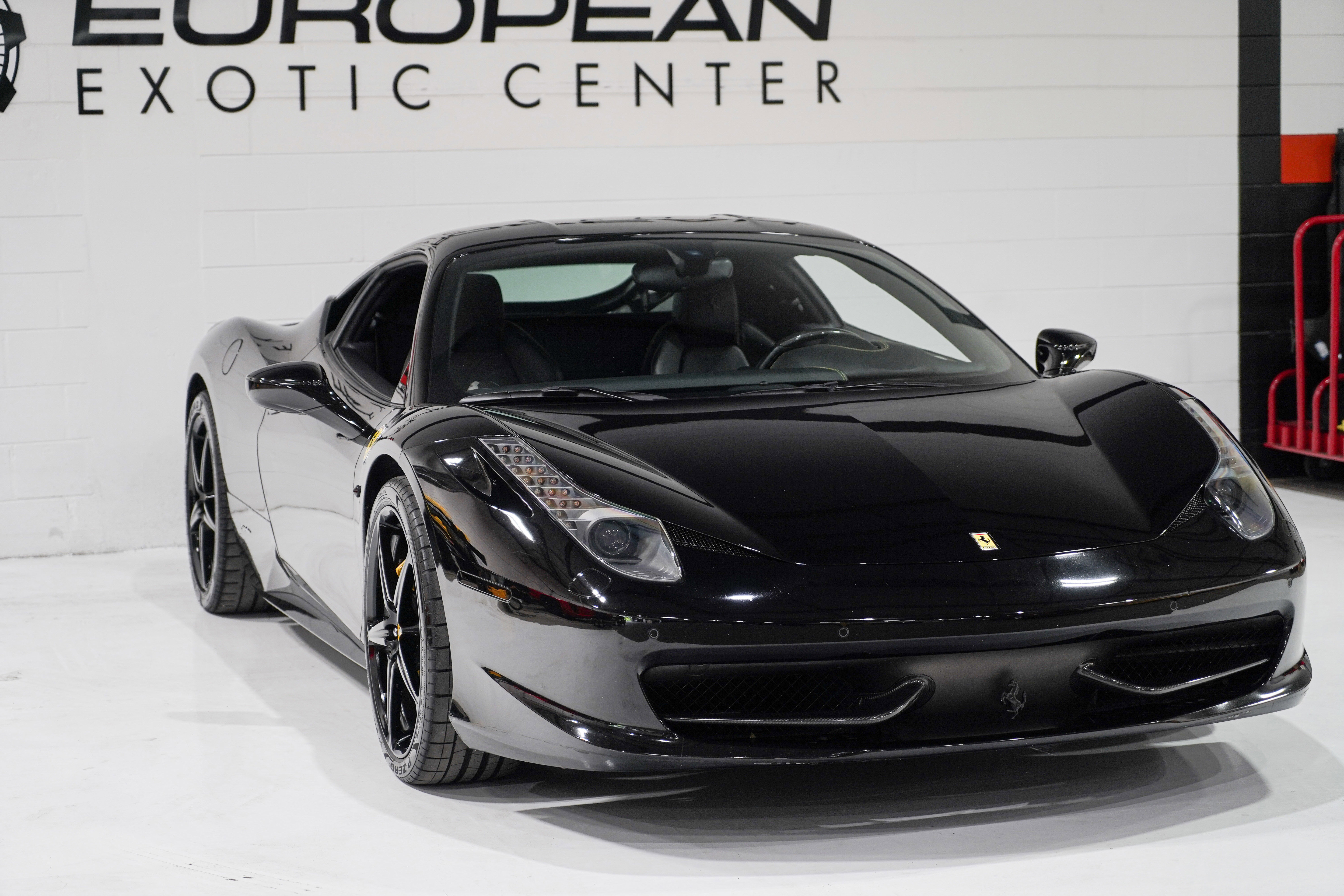 Used 2011 Ferrari 458 Italia Coupe RWD image 29