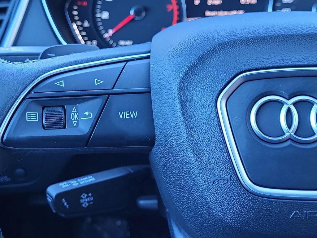 Used 2022 Audi Q5 2.0T Premium w/ Convenience Package image 22