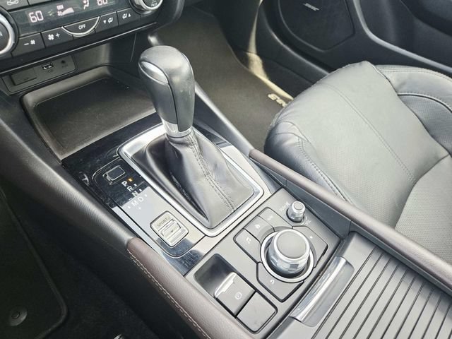 Used 2018 MAZDA MAZDA3 Grand Touring FWD image 27