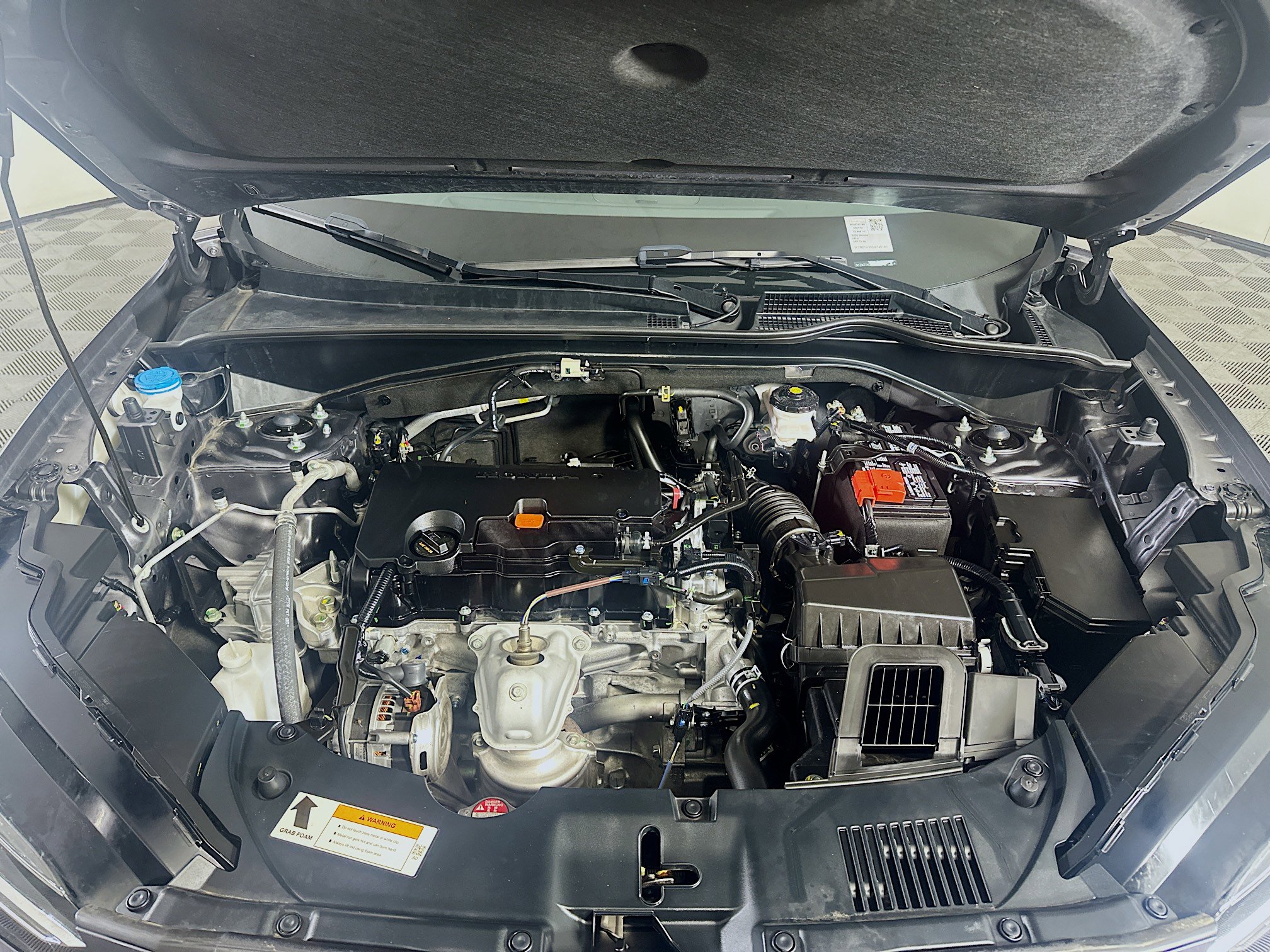 Used 2025 Honda HR-V LX image 32