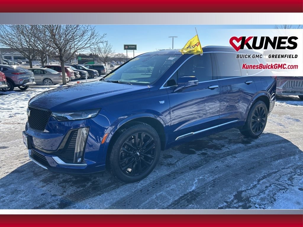 Used 2024 Cadillac XT6 Premium Luxury image 10