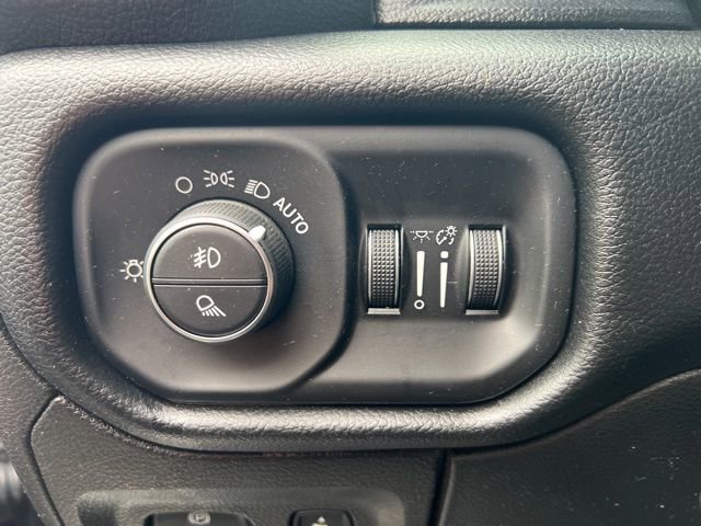 Used 2019 RAM 1500 Big Horn image 6