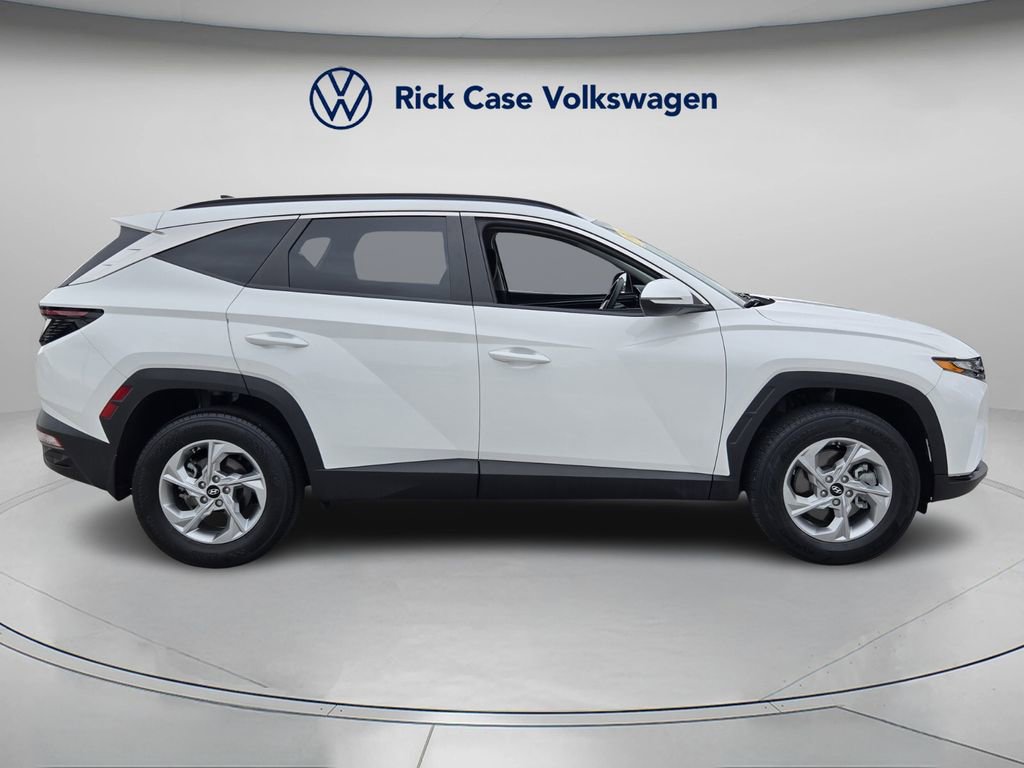 Used 2023 Hyundai Tucson SEL AWD/4WD image 3