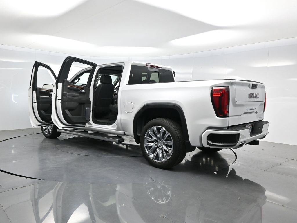 Used 2023 GMC Sierra 1500 Denali w/ Denali Reserve Package AWD/4WD image 56
