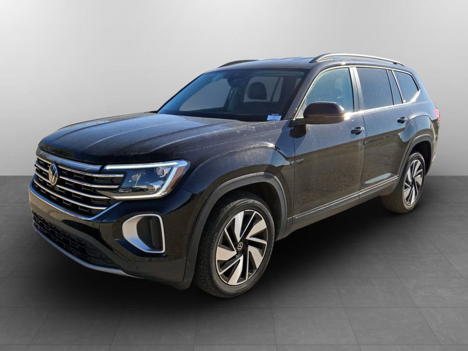 Used 2024 Volkswagen Atlas SE image 12