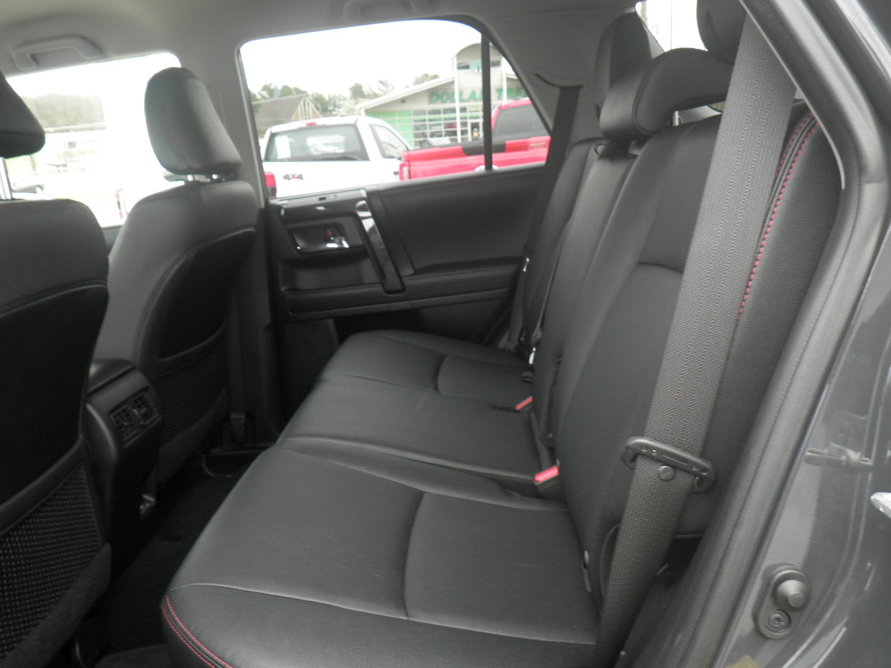 Used 2024 Toyota 4Runner TRD Off-Road Premium image 16