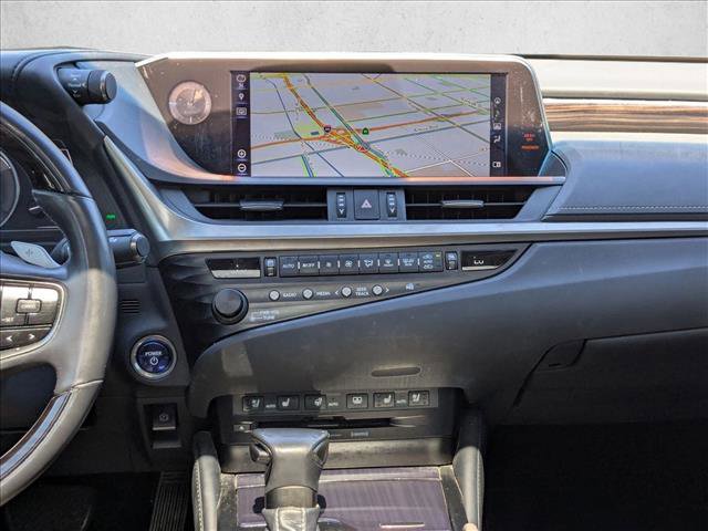 Used 2019 Lexus ES 300h w/ Accessory Package 2 image 15