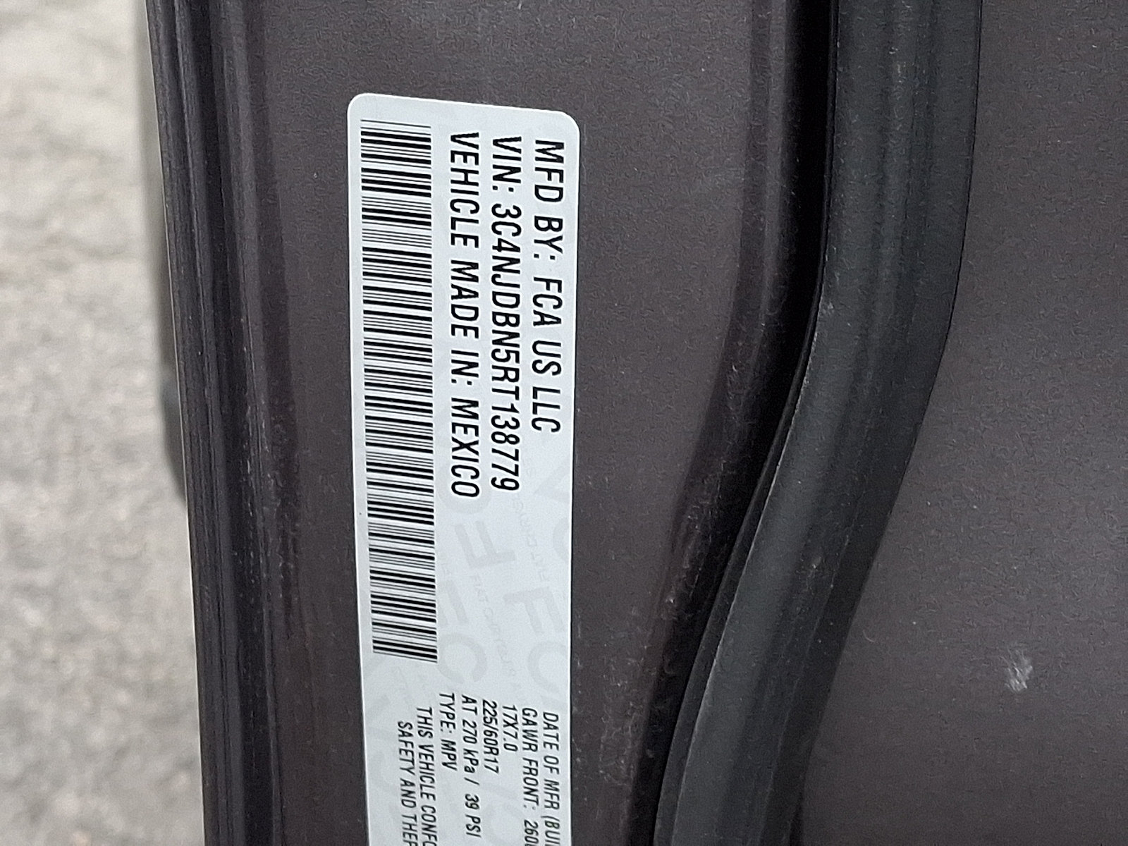 Used 2024 Jeep Compass Latitude AWD/4WD image 29