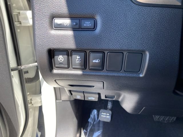 Used 2018 Nissan Murano SL AWD/4WD image 15