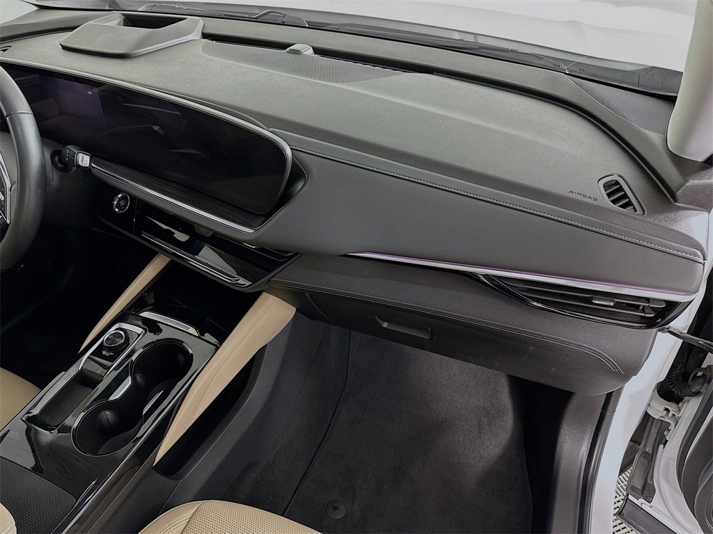 Used 2024 Buick Envision Preferred image 27