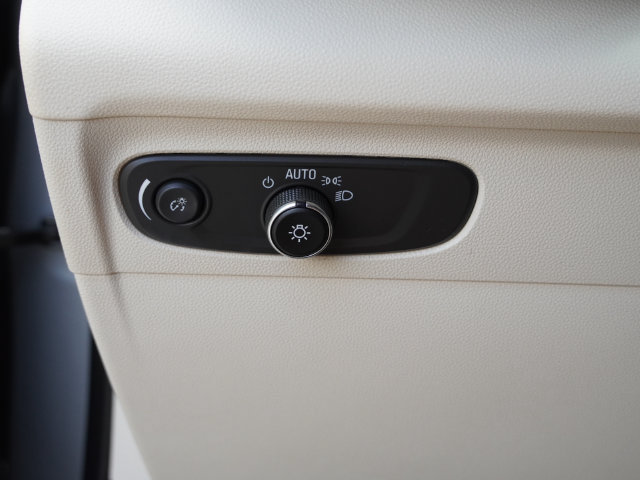 Used 2023 Buick Envision Preferred AWD/4WD image 22