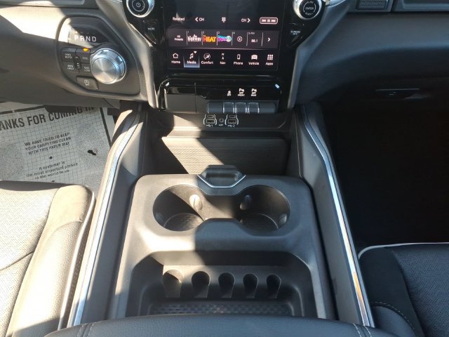 Used 2026 RAM 1500 Laramie AWD/4WD image 16