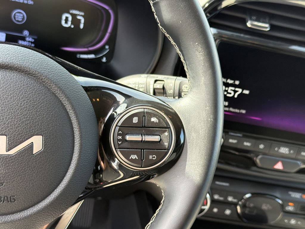 Used 2024 Kia Soul GT-Line FWD image 25