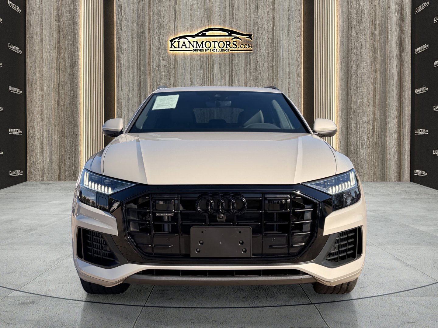 Used 2023 Audi Q8 Premium w/ Convenience Package image 2