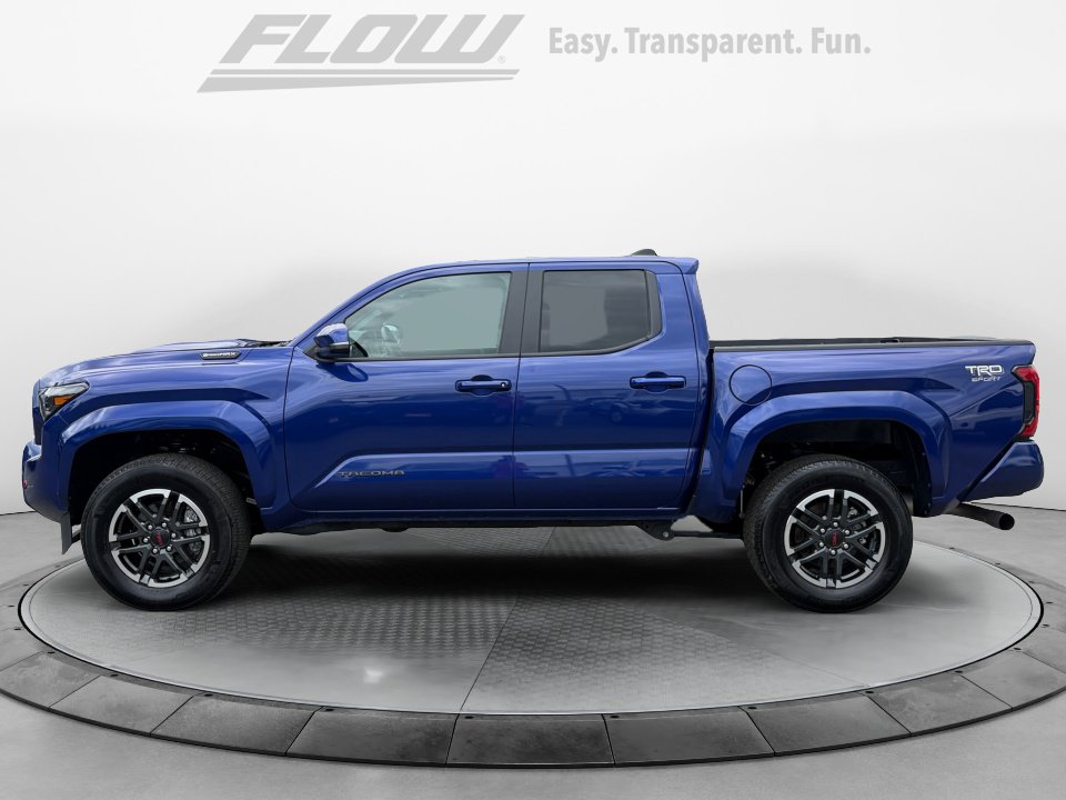 Used 2025 Toyota Tacoma TRD Sport w/ TRD Sport Upgrade Package AWD/4WD image 5