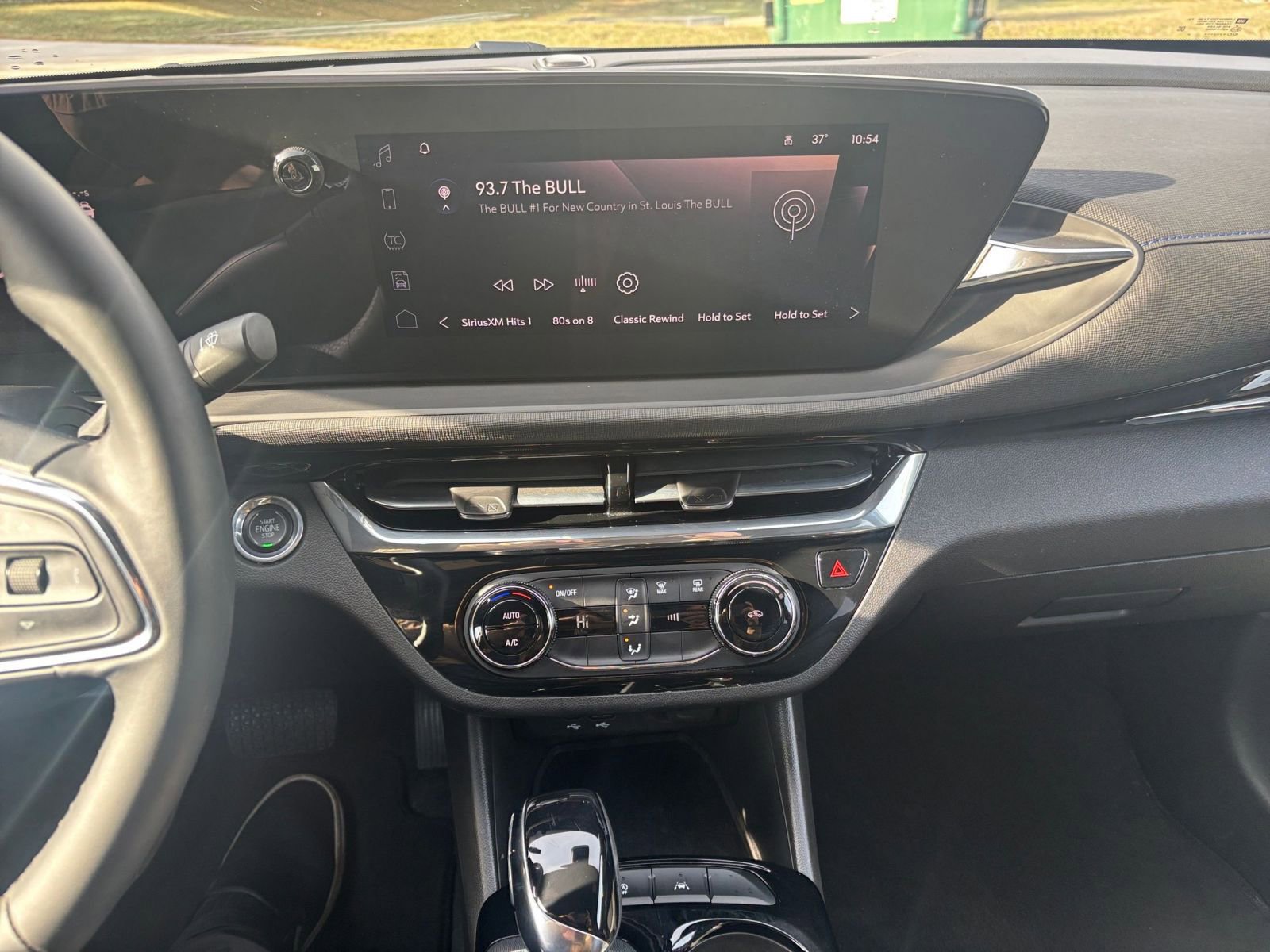 Used 2025 Buick Envista Sport Touring image 18