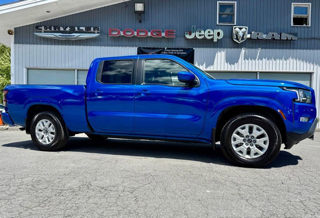 Used 2024 Nissan Frontier SV w/ Technology Package image 1