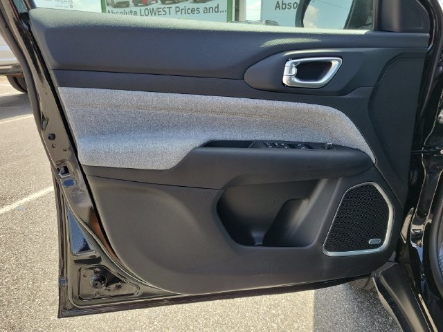 New 2026 Jeep Compass Latitude AWD/4WD image 14