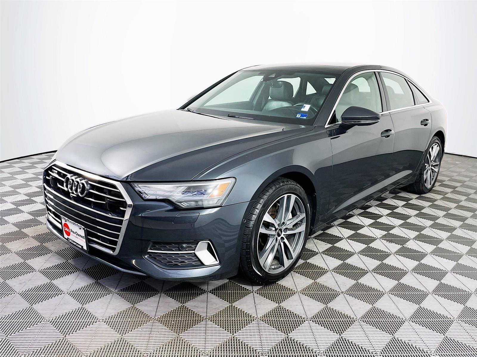 Used 2023 Audi A6 Premium image 3