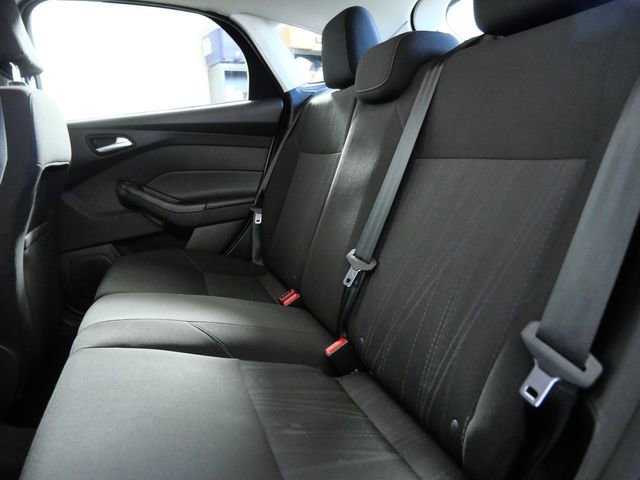Used 2015 Ford Focus SE w/ Exterior Protection Package image 15