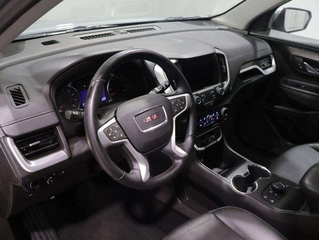 Used 2024 GMC Terrain SLT AWD/4WD image 15
