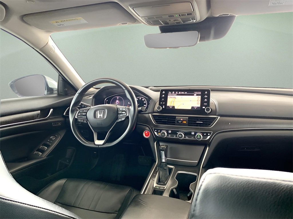 Used 2018 Honda Accord Touring image 24