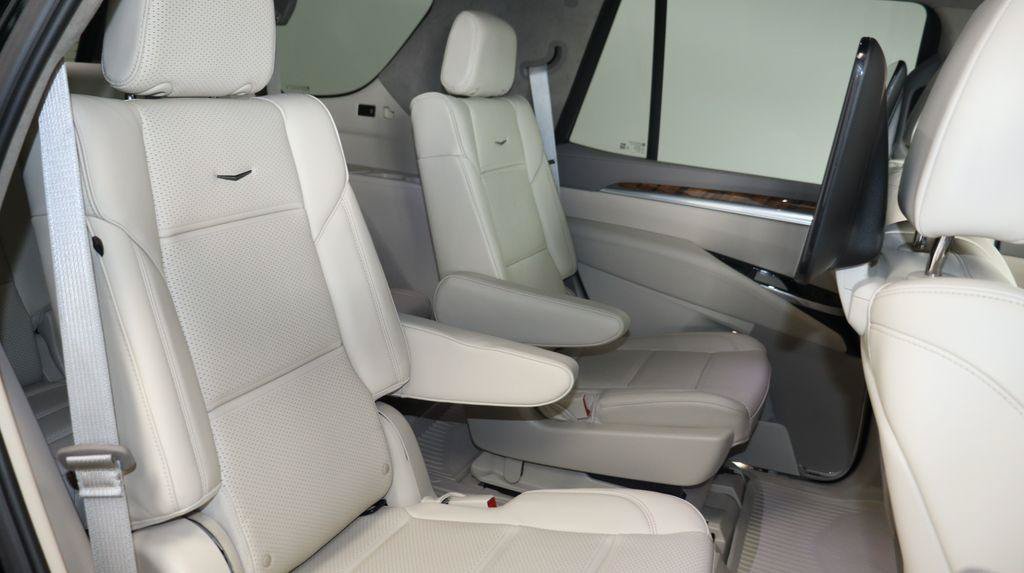 Certified 2025 Cadillac Escalade Sport Platinum AWD/4WD image 28