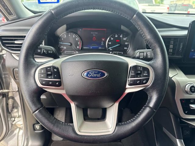 Used 2021 Ford Explorer XLT w/ Equipment Group 202A image 30