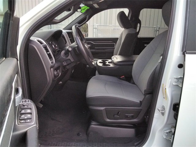 Used 2024 RAM 2500 Big Horn w/ Bed Utility Group image 9