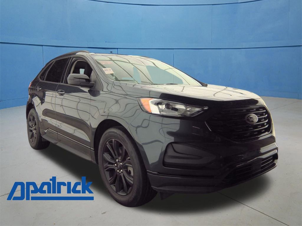 Used 2022 Ford Edge SE w/ Black Appearance Package AWD/4WD image 1