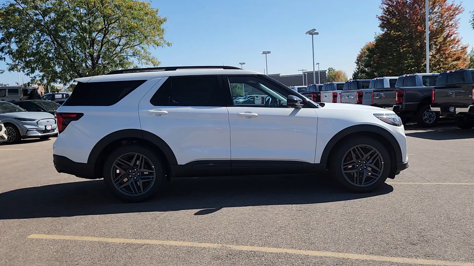 New 2025 Ford Explorer ST w/ Sun And Sound Package image 6