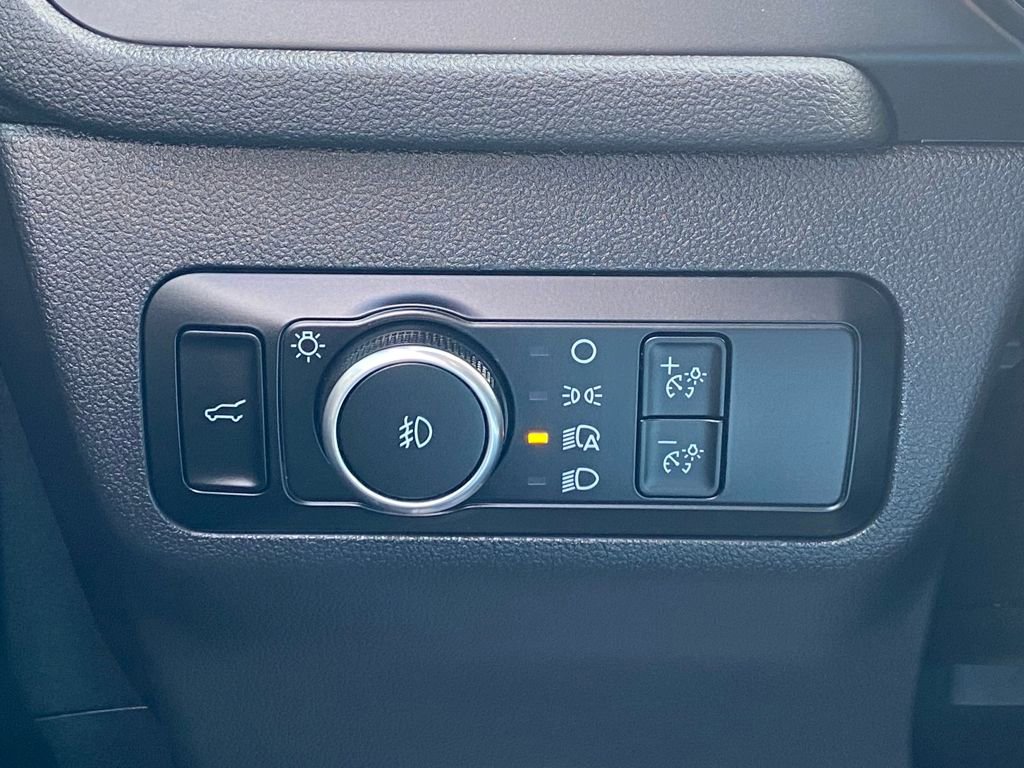 Used 2024 Ford Escape ST-Line Elite w/ Premium Technology Package image 30