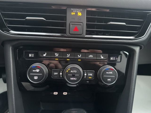 Used 2024 Volkswagen Taos SE image 26