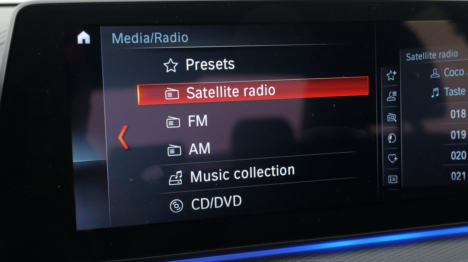 Used 2018 BMW 530i xDrive w/ M Sport Package image 56