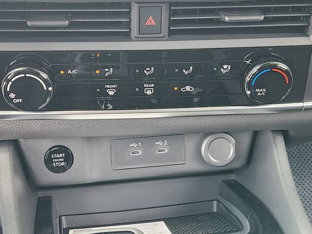 New 2025 Nissan Rogue S image 17