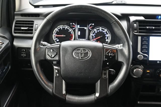 Used 2021 Toyota 4Runner TRD Off-Road AWD/4WD image 22