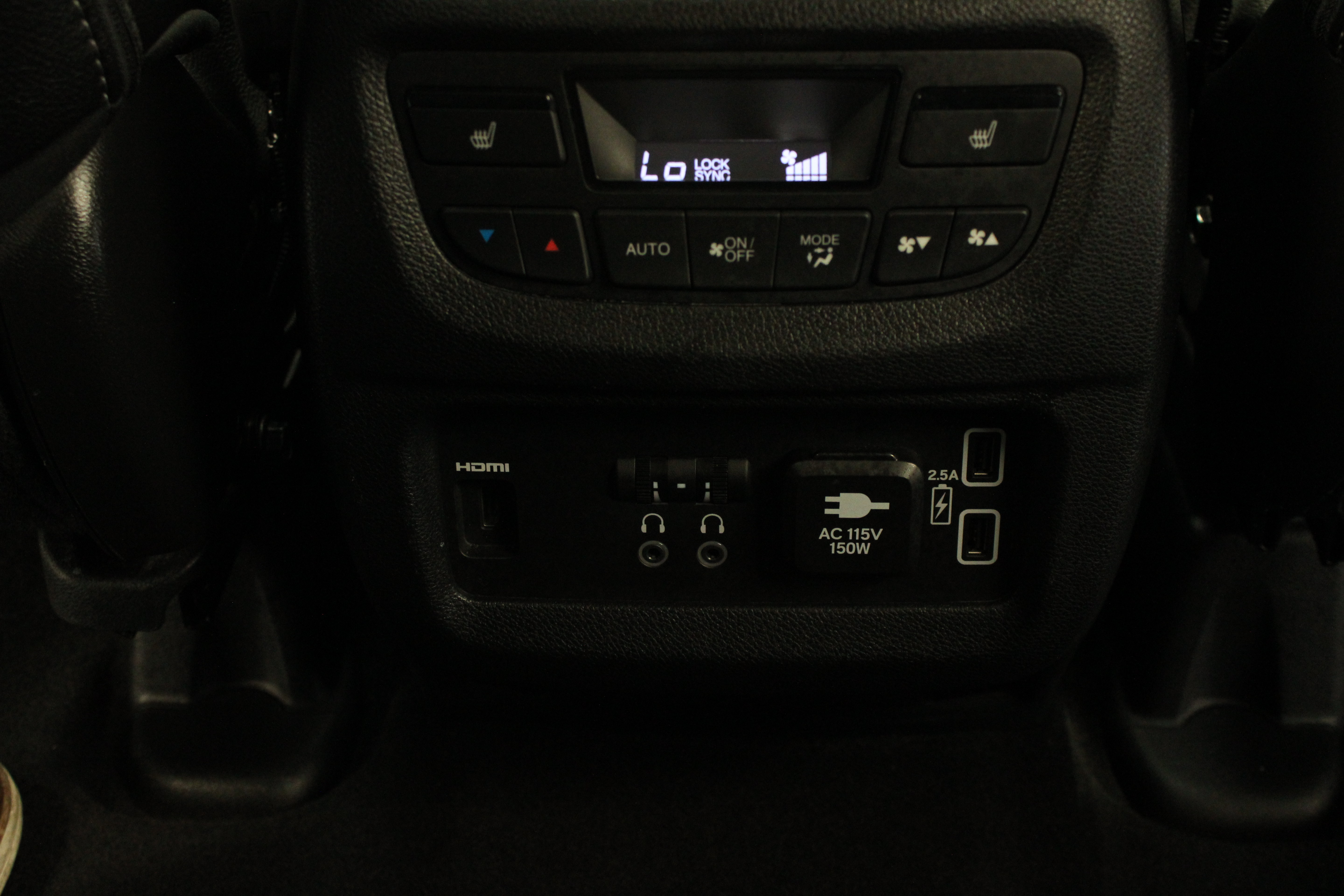 Used 2022 Honda Pilot Touring image 27