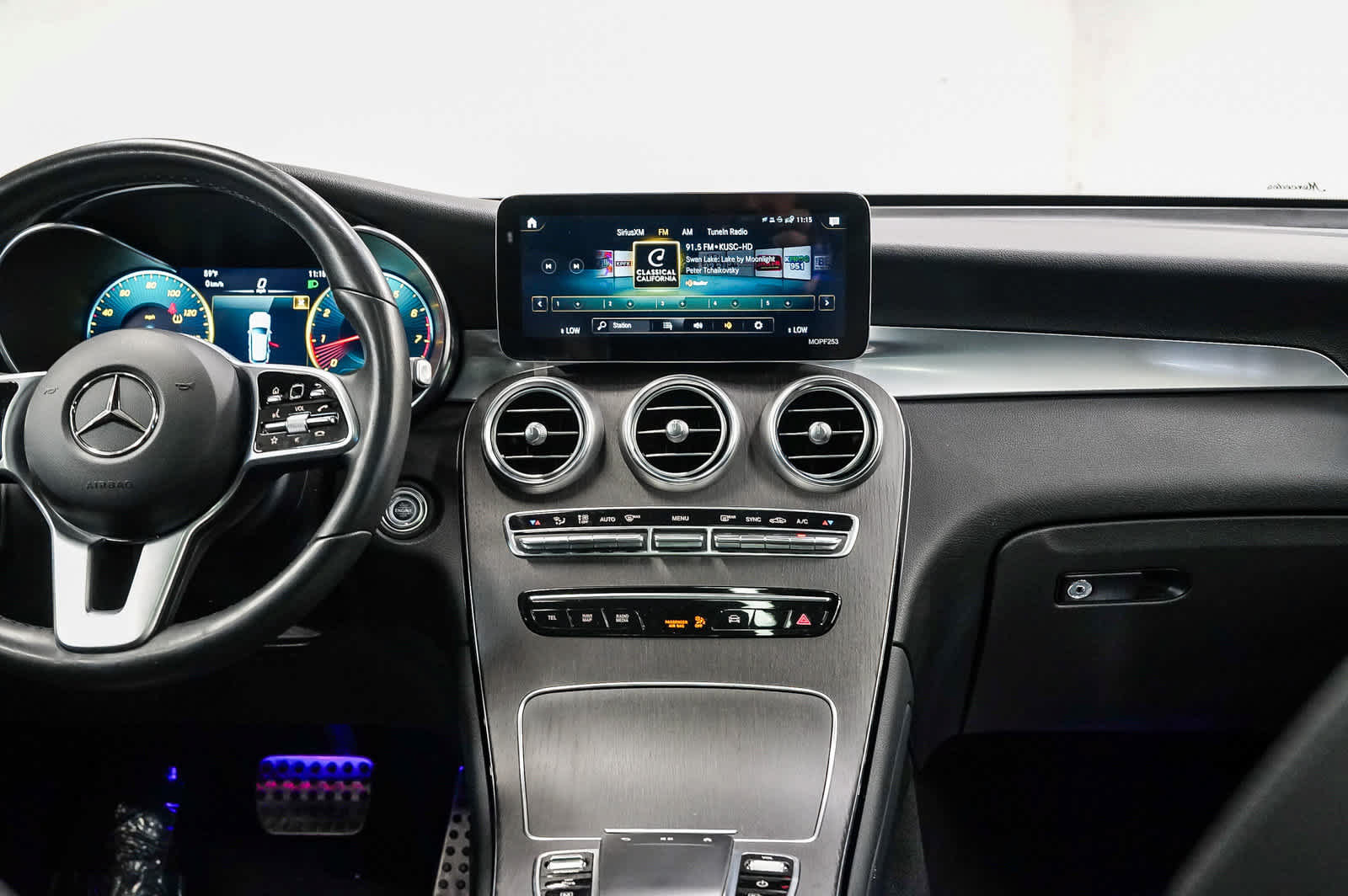 Used 2022 Mercedes-Benz GLC 300 4MATIC image 13
