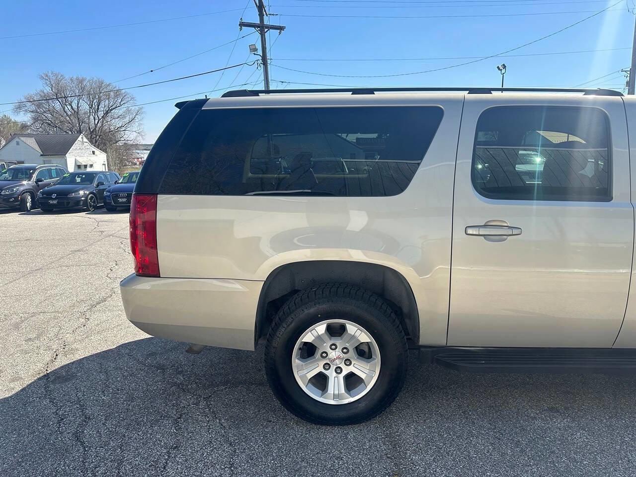 Used 2007 GMC Yukon XL SLE image 7
