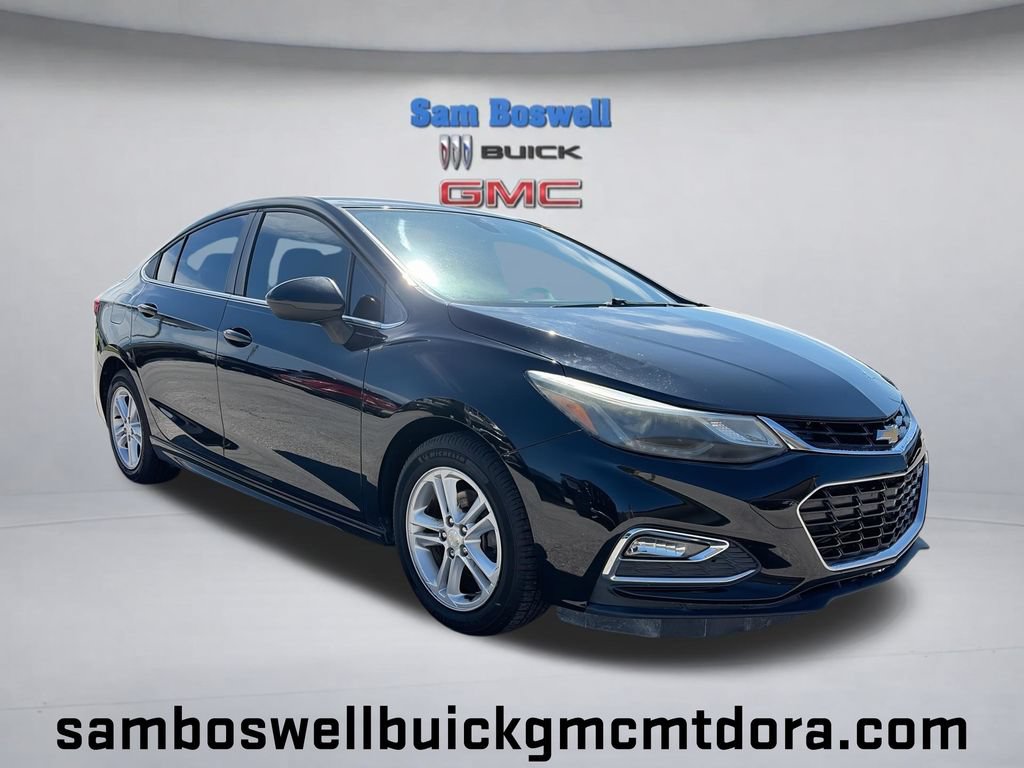 Used 2017 Chevrolet Cruze LT w/ Convenience Package FWD image 1