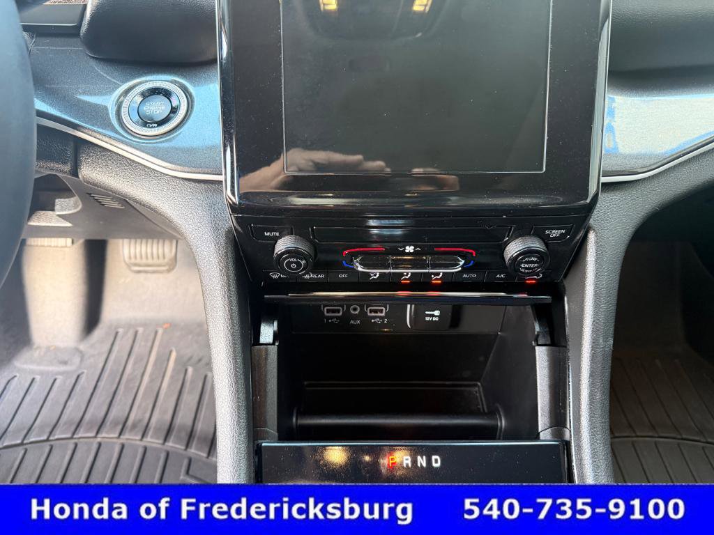 Used 2023 Jeep Grand Cherokee Laredo image 37