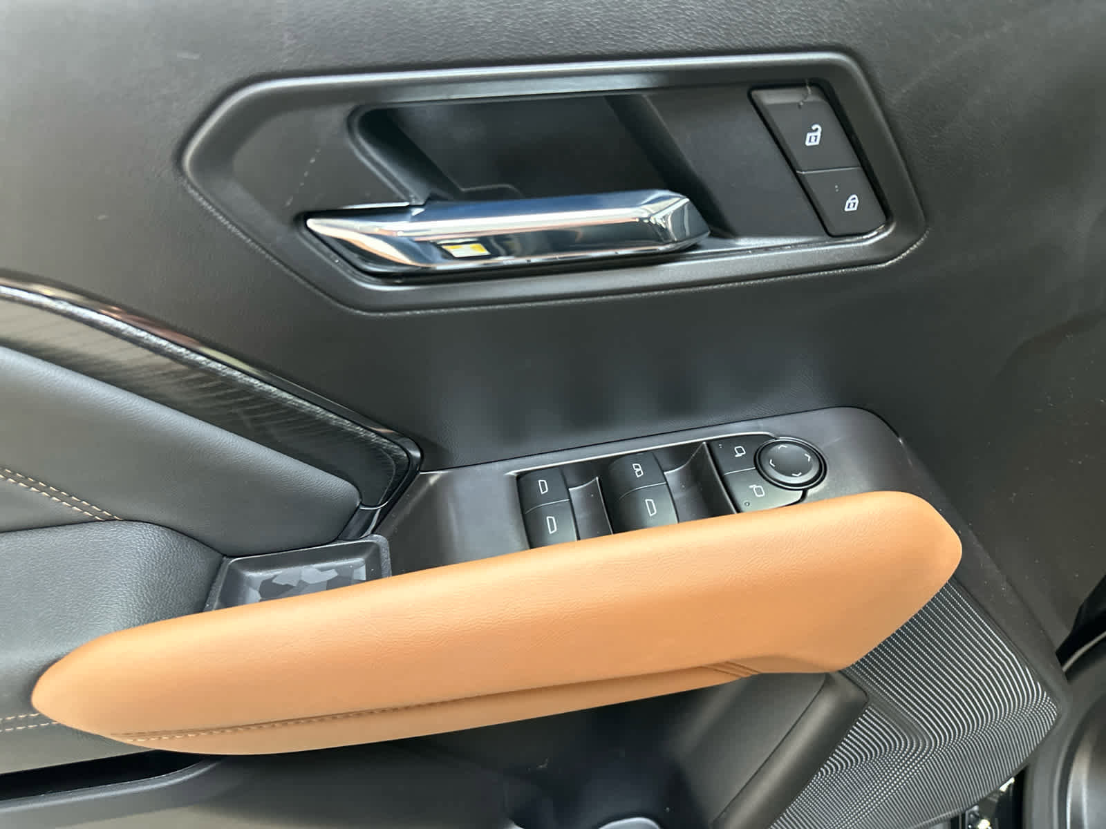 New 2026 GMC Canyon AT4 image 11