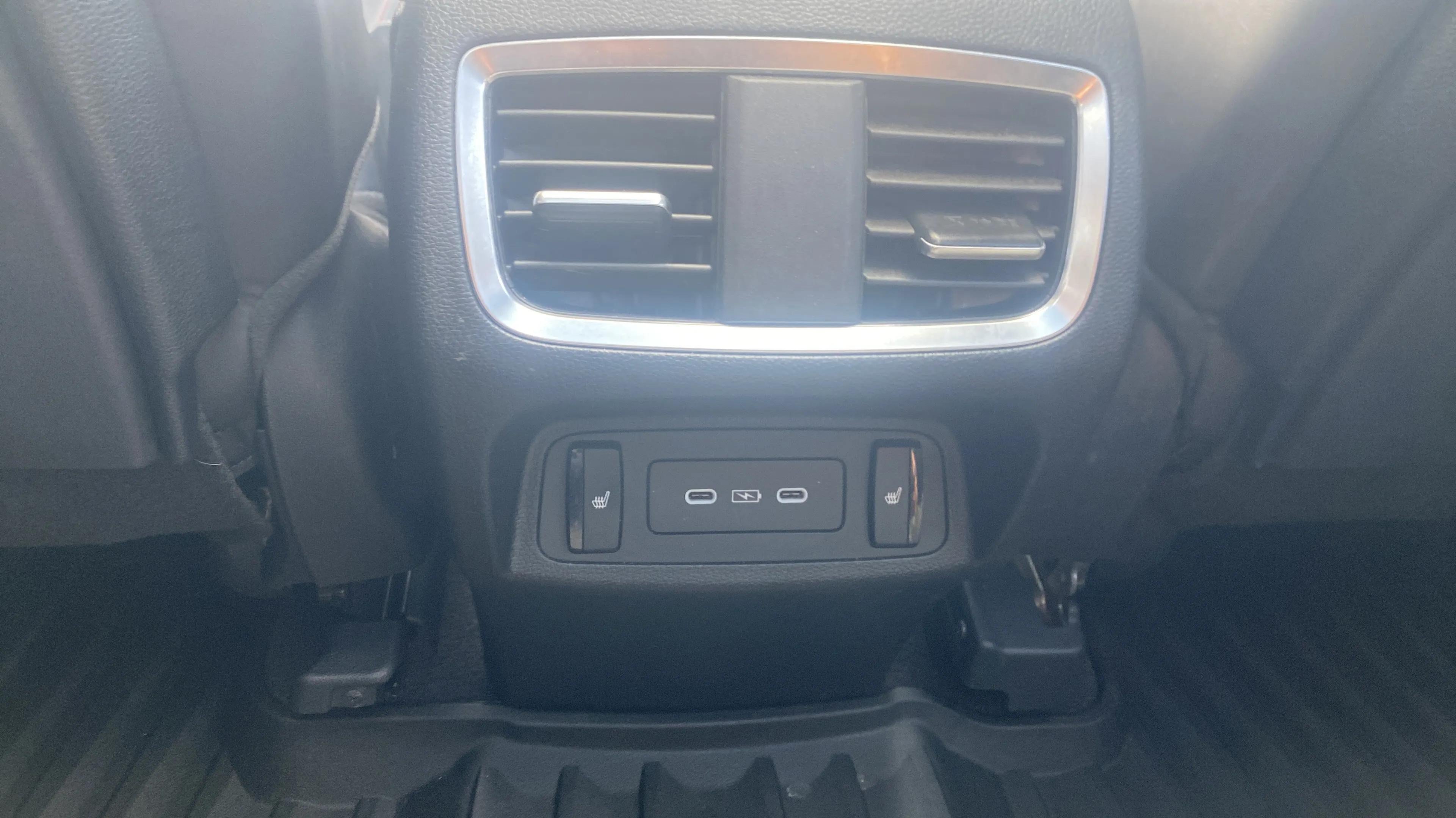 Certified 2024 Acura RDX w/ Advance Package AWD/4WD image 17
