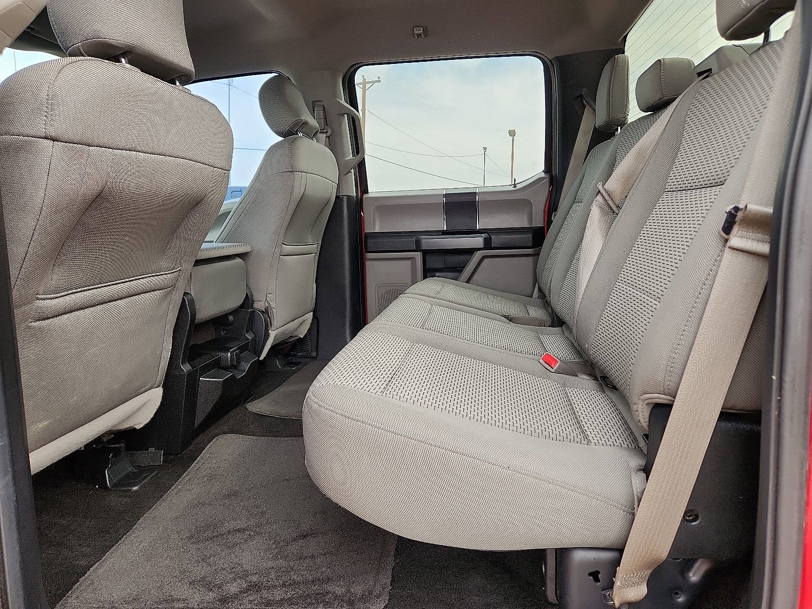 Used 2015 Ford F150 XLT w/ Equipment Group 301A Mid AWD/4WD image 8