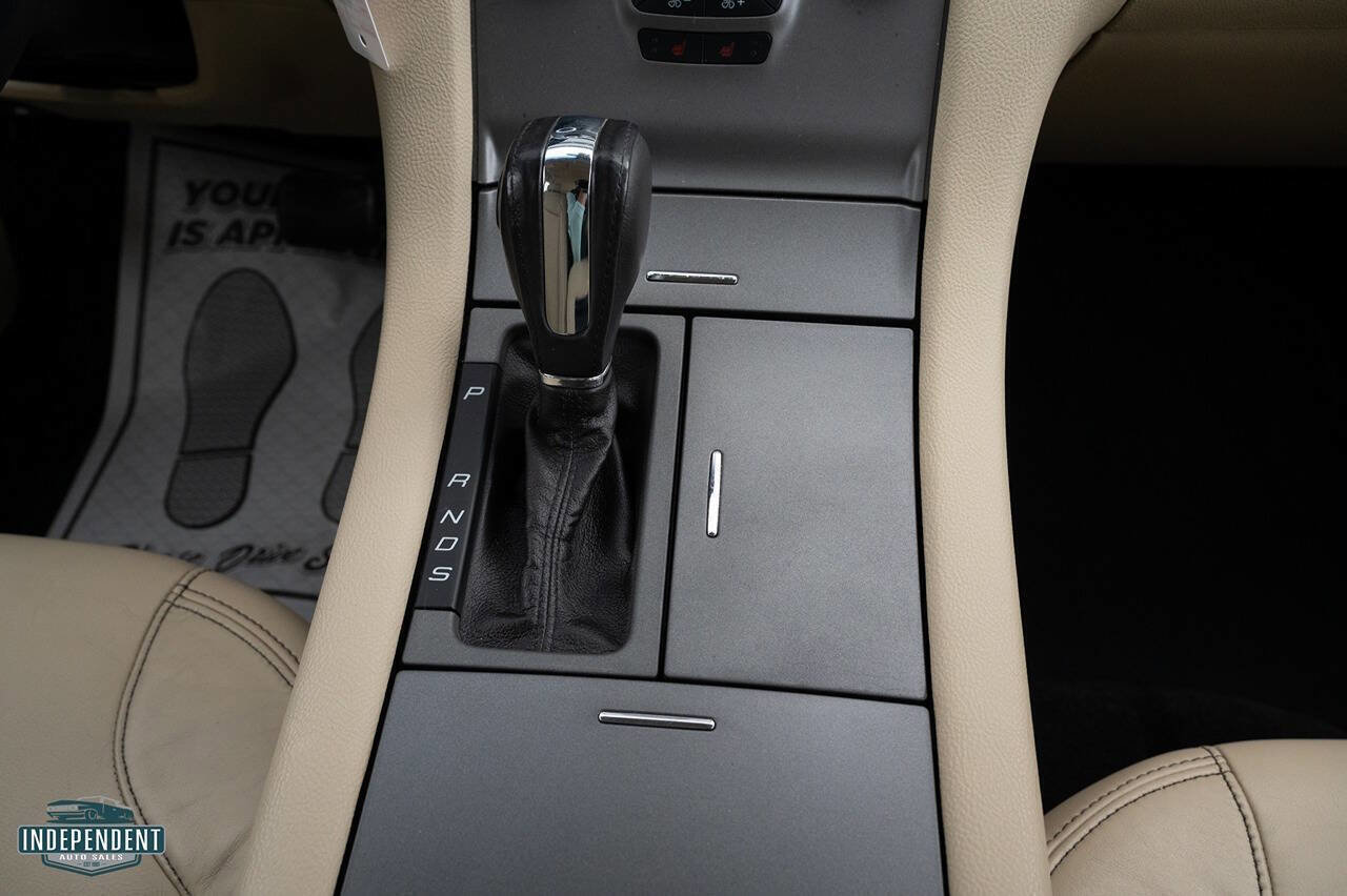 Used 2013 Ford Taurus SEL image 14