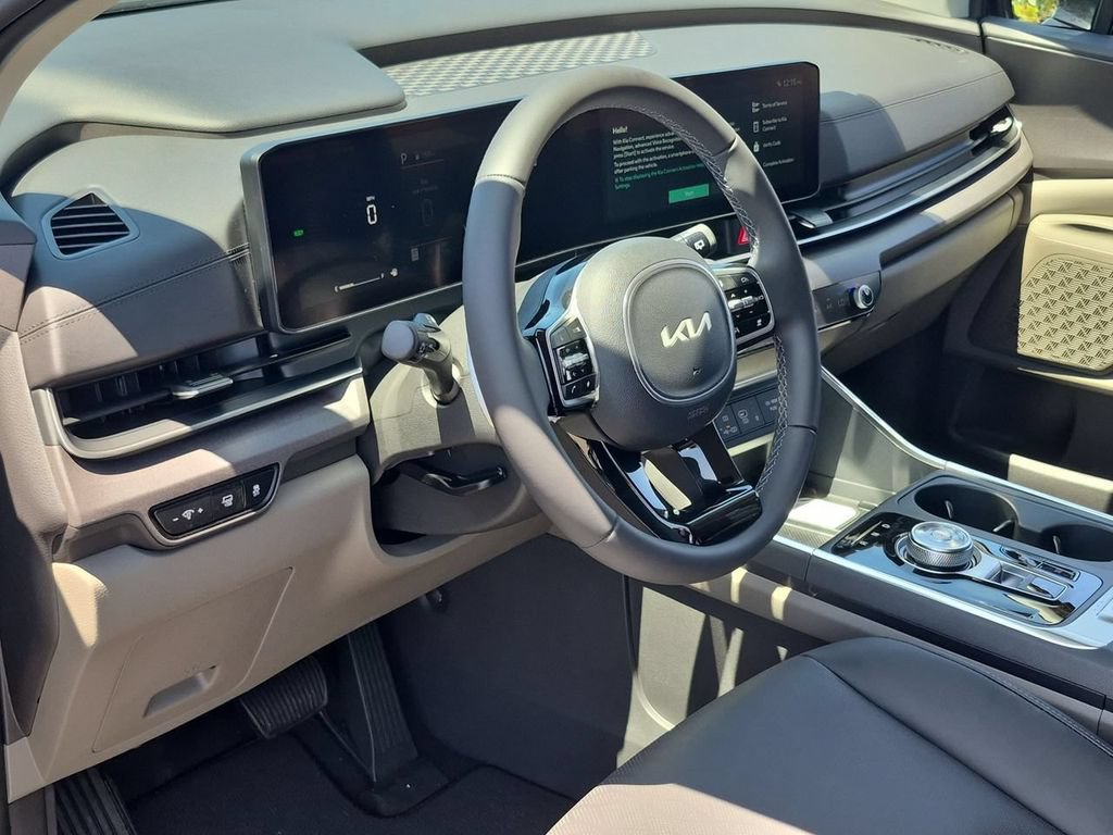 New 2026 Kia Carnival EX FWD image 10