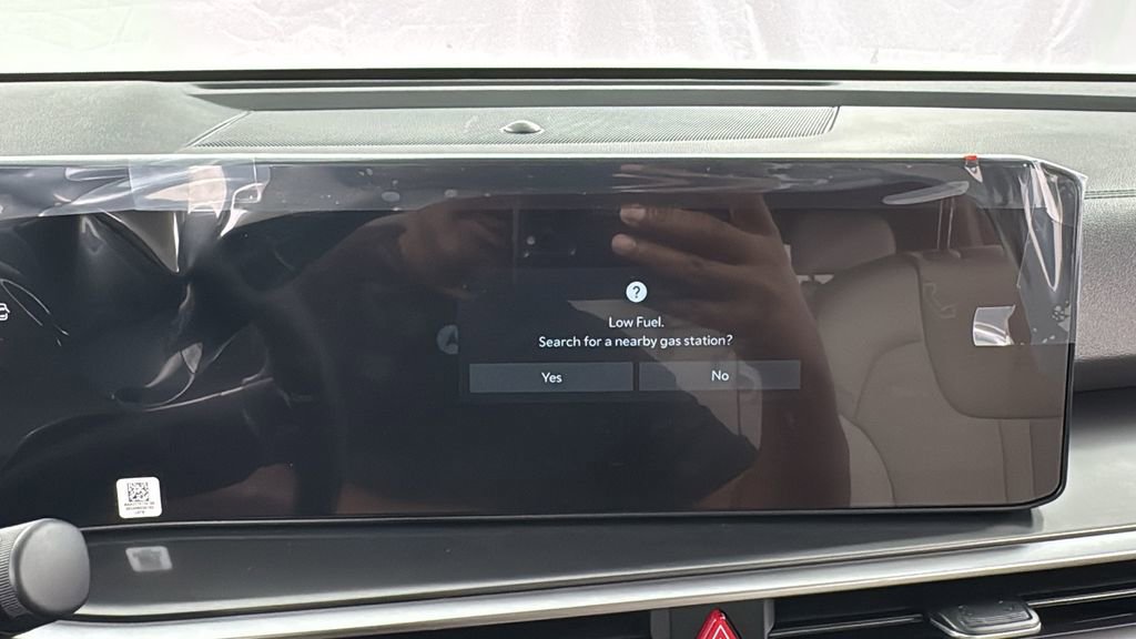 Used 2025 Kia Sorento S image 25