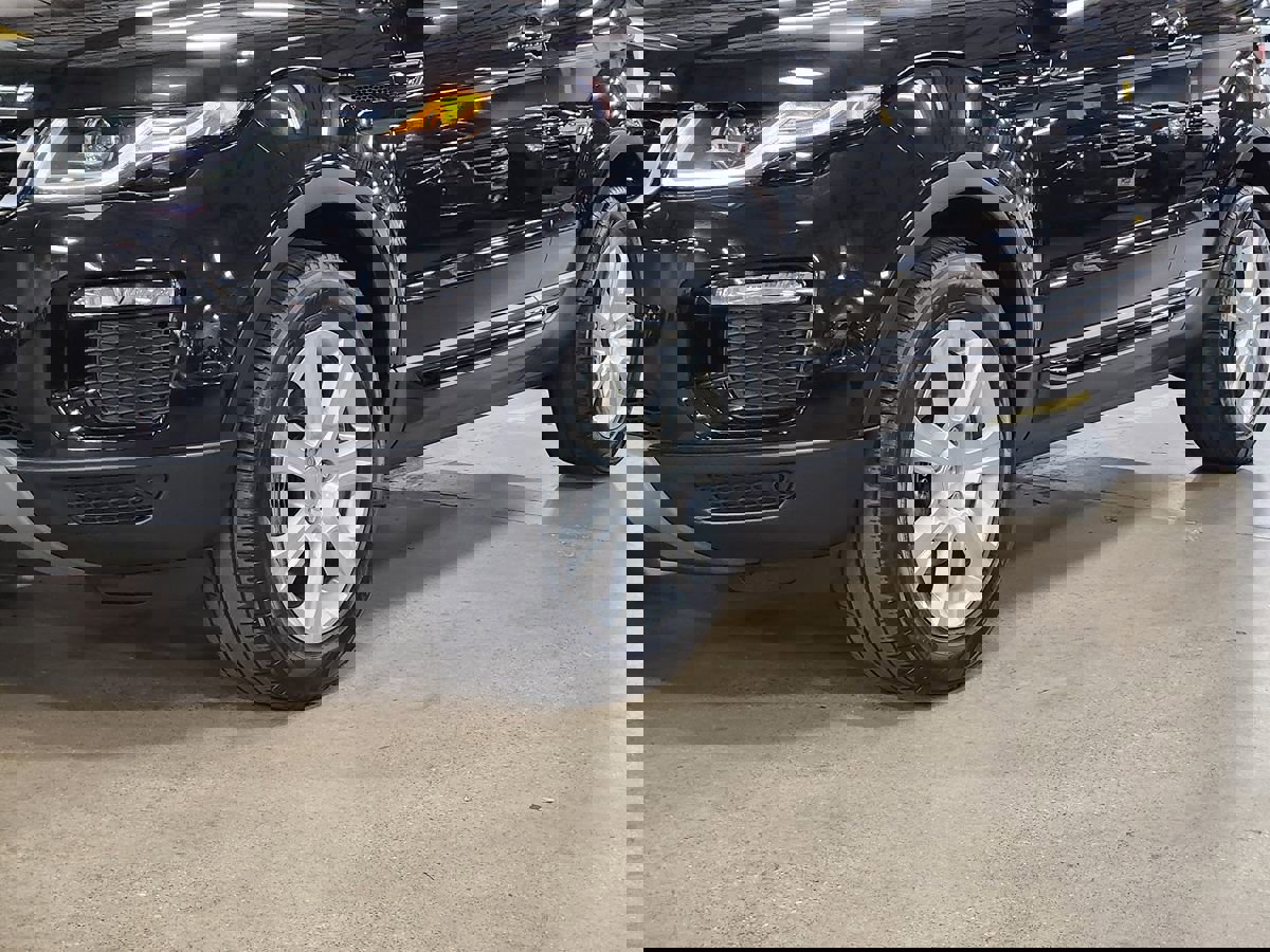 Used 2016 Land Rover Range Rover Evoque SE Premium image 18