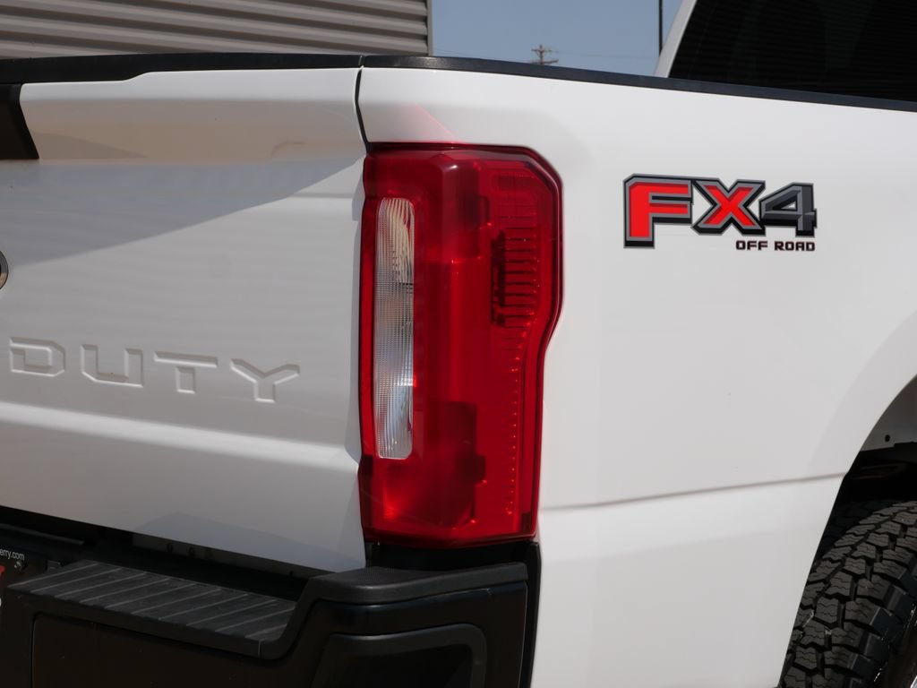 Used 2024 Ford F350 XL w/ FX4 Off-Road Package AWD/4WD image 12